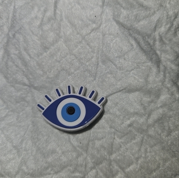 4/$8 Shoe Charm for Crocs - Blue White Eye - Picture 3 of 3
